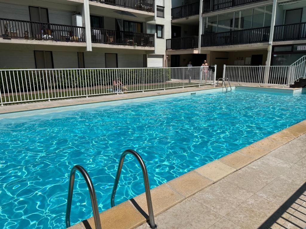 Ferienwohnung Le Cosy Avec Piscine, Balcon Et Parking Trouville-sur-Mer Exterior foto